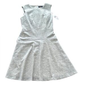 NWT. Tommy Hillfigure Elegant Gray Sleeveless Dress.